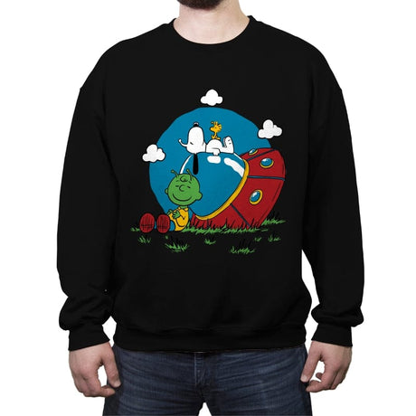 Comic Dog Extraterrestrial - Crew Neck Sweatshirt Crew Neck Sweatshirt RIPT Apparel Small / Black