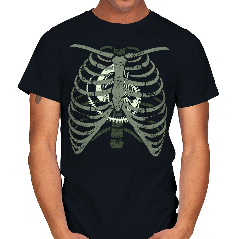 Xenomorph in (your) Chest - Mens