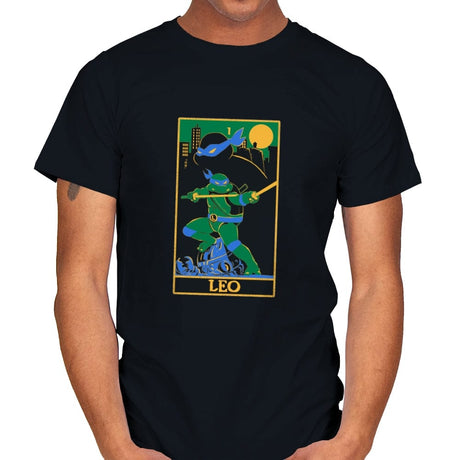 Leo Tarot Card - Mens T-Shirts RIPT Apparel Small / Black