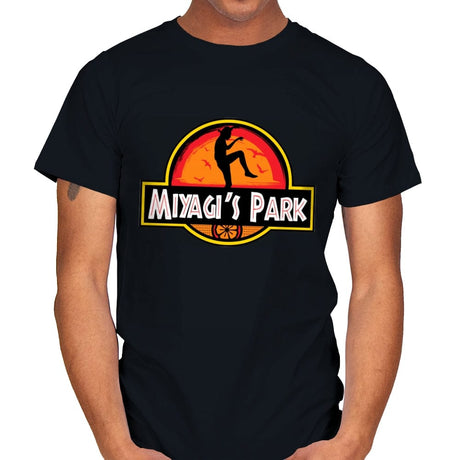 Miyagi' s Park - Mens T-Shirts RIPT Apparel Small / Black