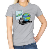 Round Earth! - Raffitees - Womens T-Shirts RIPT Apparel Small / Sport Grey