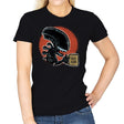 The Best Alien - Womens T-Shirts RIPT Apparel Small / Black