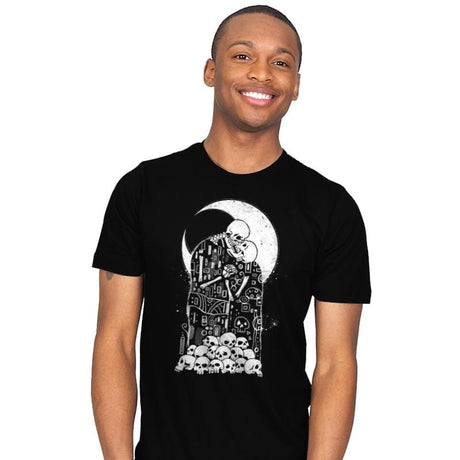 The Kiss of Death - Mens T-Shirts RIPT Apparel