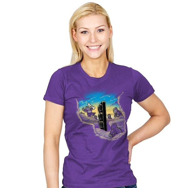 2001 Bricks Exclusive - Womens T-Shirts RIPT Apparel Small / Purple